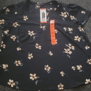 Hilary Radley Black Floral Short Sleeve Top